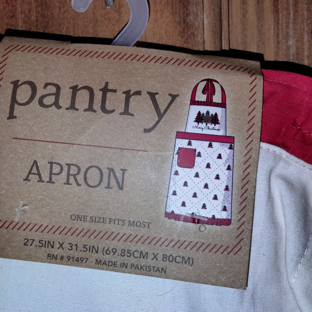 New Christmas apron - Picture 2 of 3